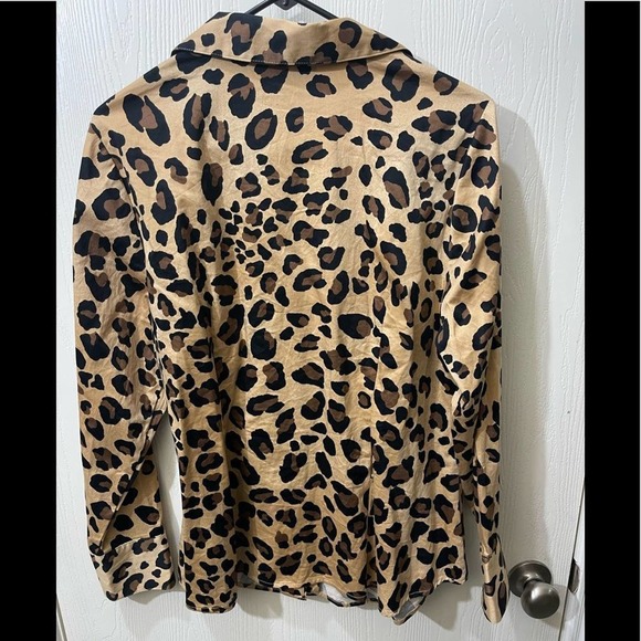 Lane‎ Bryant leopard print button down top - Picture 2 of 6